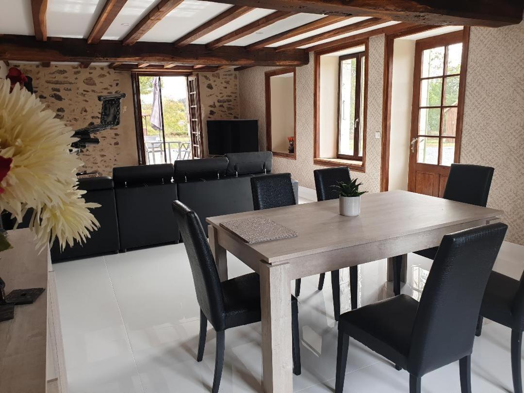 La Maison Du Lac Lavaud Saint-Quentin-sur-Charente Exterior foto